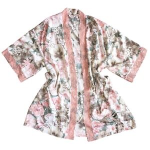 La vie en Rose  large/ extra large Pink Grey Floral Tie Front Satin Lace Robe